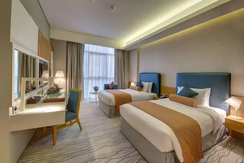 Royal Continental Hotel in Dubai — foto 27