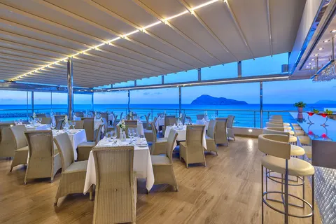 Porto Platanias Beach Resort & Spa in Agía Marína — foto 6