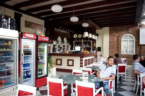 Villa Tafaj in Tirana, foto 17