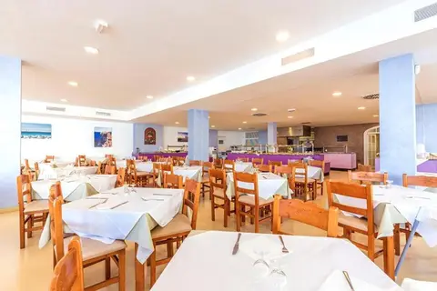 Apartamentos Vibra Caleta Playa in Ciutadella — foto 23