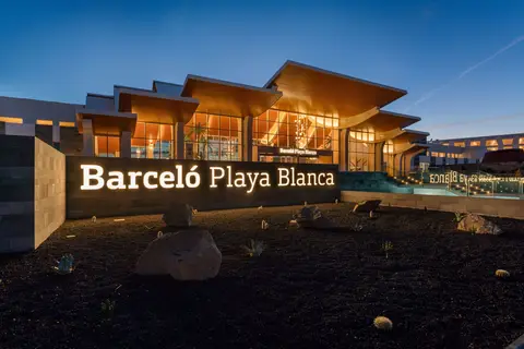 Barceló Playa Blanca Royal Level Adults Only in Yaiza — foto 10
