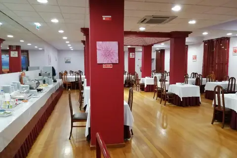 Hotel Mónaco in Mexilhoeira Grande — foto 24