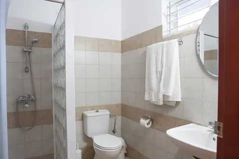 Coliseum Studios & Apartments in Πεύκοι — foto 23