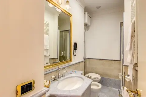 La Lumière di Piazza di Spagna in Rome, foto 17
