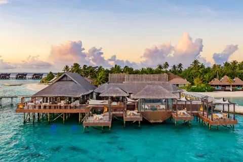 Ozen Reserve Bolifushi in Villa