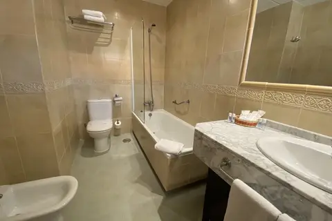 Hotel Equo Aranjuez in Aranjuez — foto 13
