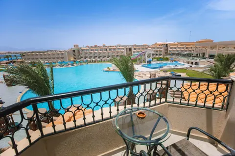 THE V Luxury Resort Sahl Hasheesh in The V Luxury Resort Sahl Hasheesh — foto 32