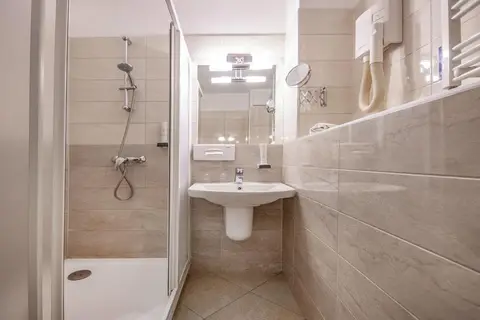 Corvin Hotel Budapest - Corvin Wing in Boedapest, foto 12