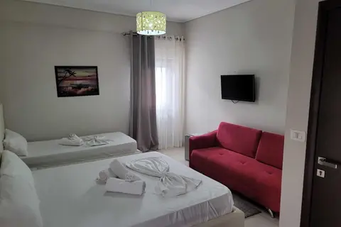 Sunrays in Saranda — foto 19
