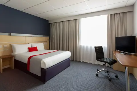 Hotel Holiday Inn Express Edinburgh City Centre in Edinburgh — foto 2