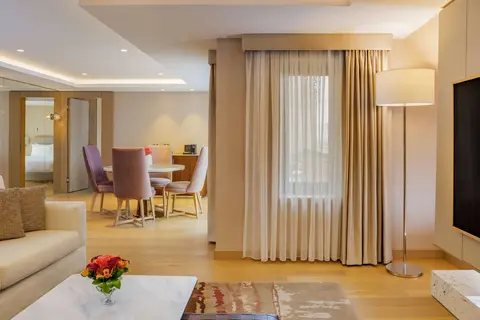 Mövenpick Hotel Istanbul Bosphorus in Fatih — foto 10