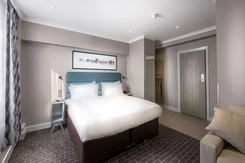 Hotel City Sleeper at Royal National Hotel in Londen — foto 6