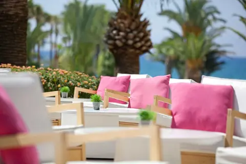Sandy Beach Hotel & Spa in Larnaca — foto 4
