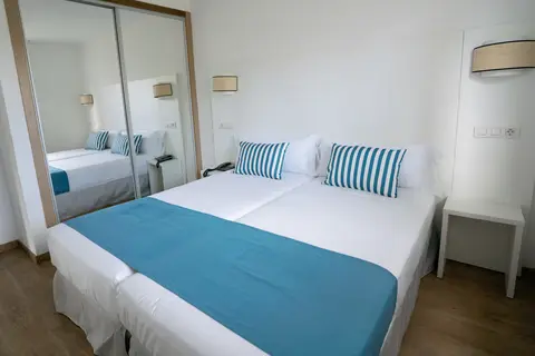 BLUESEA Playa Azul in Alaior — foto 10