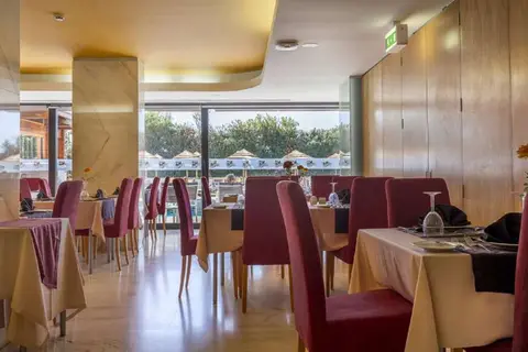 Fly & Go Interpass Vau Hotel & Apartments in Portimão — foto 15
