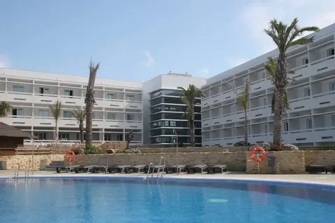 Hotel Garbi Costa Luz in Conil de la Frontera — foto 24
