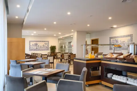 TRYP by Wyndham Porto Centro Hotel in Vila Nova de Gaia — foto 23