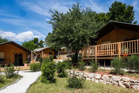 Arena One 99 Glamping in Medulin