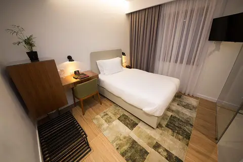 Hotel Theatro in Tirana — foto 9