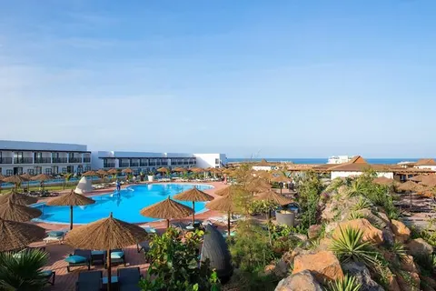 Meliá Laguna Beach Resort in Pool Bar
