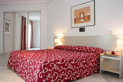 Simón Verde Hotel Apartamentos in Mairena del Aljarafe, foto 12