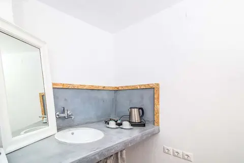 Tinas Plus Hotel in Φαληράκι — foto 20
