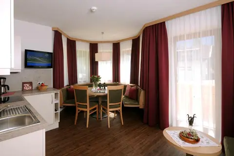 Appartementen Jagdhof in Mayrhofen — foto 3