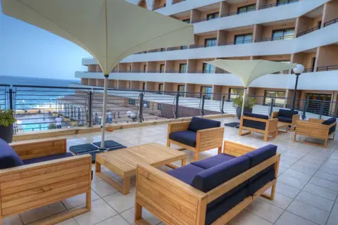 Radisson Blu Resort, Malta St. Julian's in San Ġiljan — foto 18