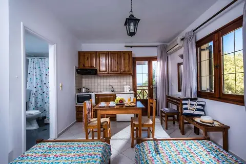 Rena Apartments in Δημοτική Ενότητα Γουβών — foto 4