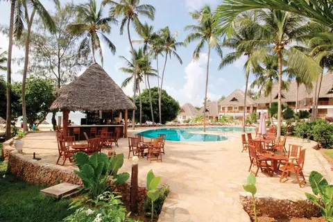 Paradise Beach Resort in Chwaka — foto 24