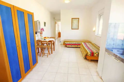 Kassandra Family Aparthotel in Ιαλυσός — foto 5