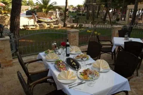 Matilde Beach Resort in Cres — foto 20