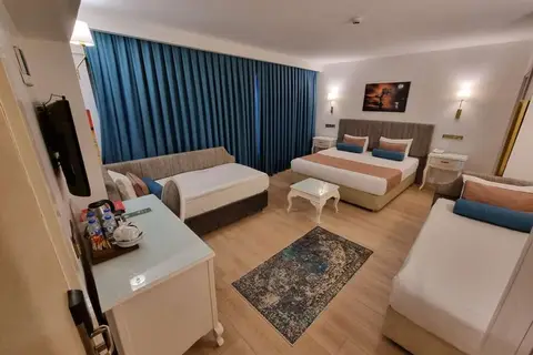 Taximtown Hotel in Beyoğlu — foto 2