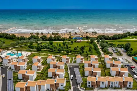 Pareus Beach Resort in Zeccone — foto 8