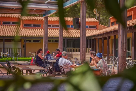 Camping Le Roussillonnais foto 7