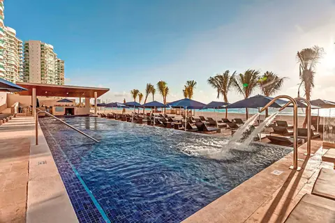 Royalton Chic Cancun in Boulevard Kukulcán — foto 3