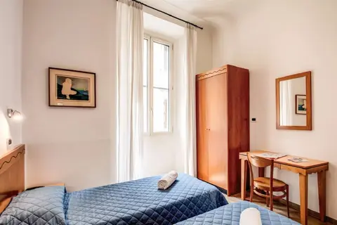 Nuova Italia in Florence, foto 13