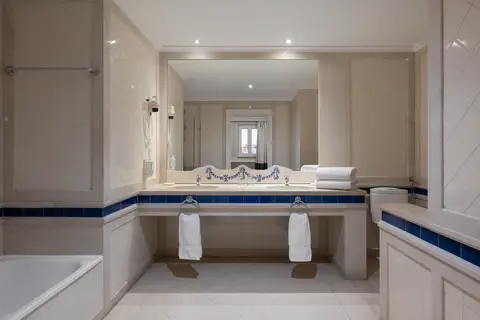 M'ar De Ar Muralhas Timeless Charm Hotel in Evora — foto 21