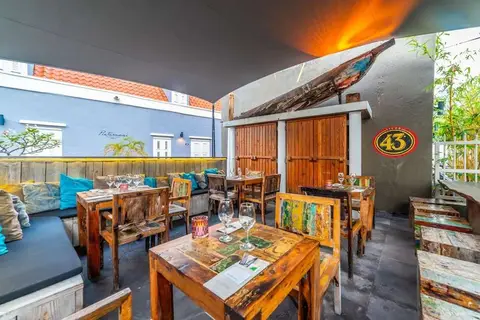 Pietermaai Boutique Hotel in Johan van Walbeekplein — foto 8