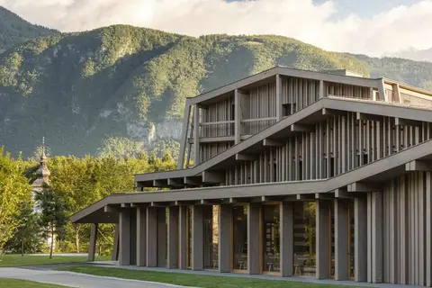 Hotel Bohinj in Bohinjsko jezero — foto 10