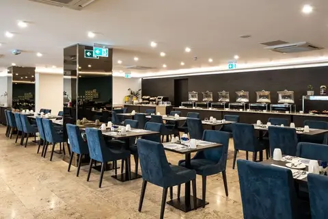 Hotel Urban Valley Resort & Spa in San Ġwann — foto 13