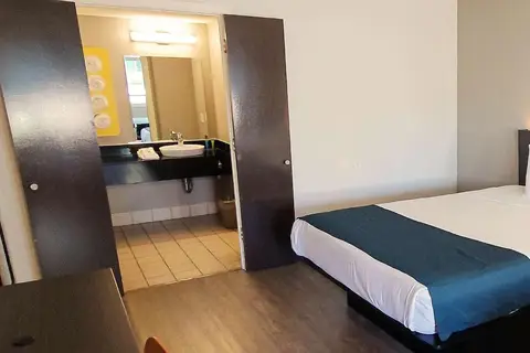 Motel 6 Anaheim Maingate in Anaheim, foto 13