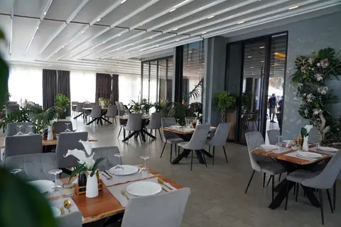 Henry Resort & Spa in Golem — foto 20