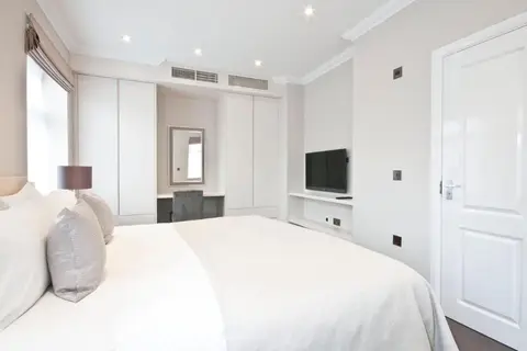 Ashburn Court Apartments in Londen — foto 10