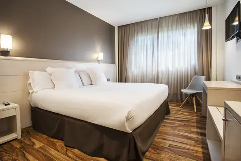 Hotel Táctica in Paterna — foto 14
