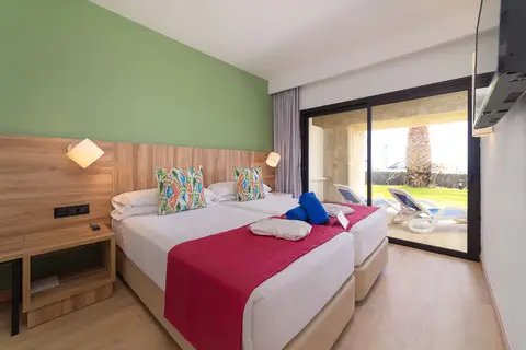 Hotel Costa Calero in Yaiza — foto 14