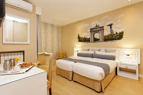 Hotel Mayorazgo in Madrid — foto 26