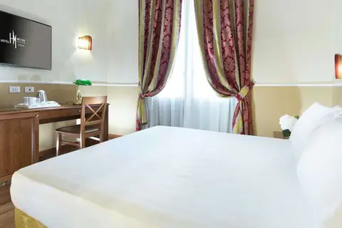 Milton in Rome, foto 11