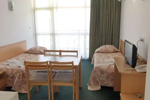 Sunny Day Club Hotel in Несебър — foto 4