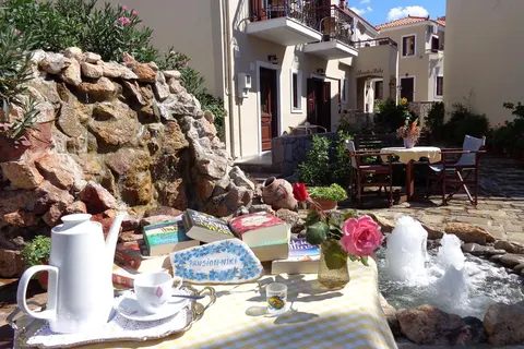 Niki Studios Seafront foto 5